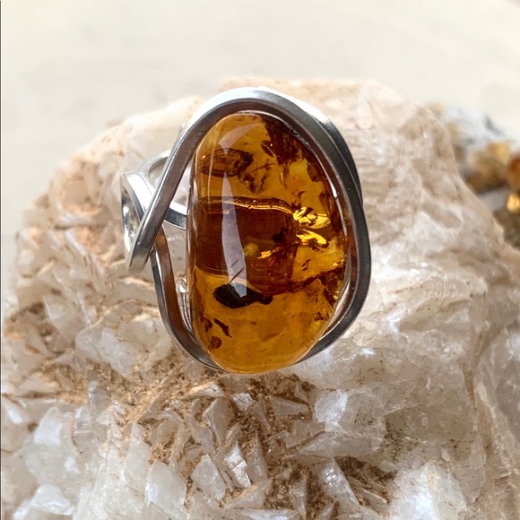 Beautiful Honey BALTIC AMBER  Ring - Picture 4 of 11